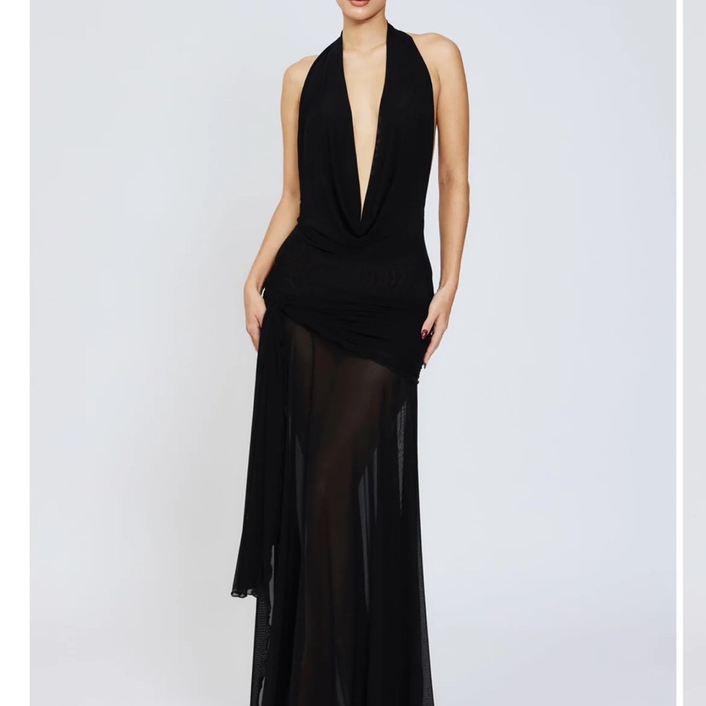 Elegant Black Maxi Dress